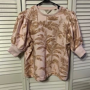 Pink and brown color